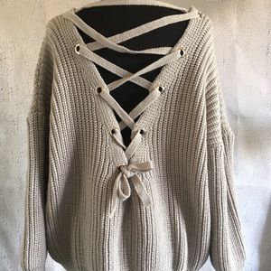 Simplee Criss Cross Back light Gray Sweater Large